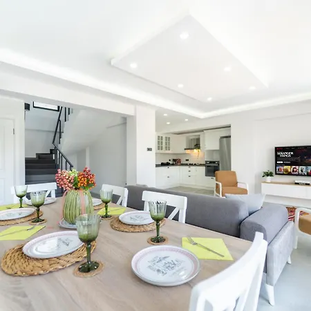 Polina Ovacik (Fethiye)